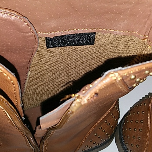 New Forever 21 Brown Boots With Bronze Studs Design - Picture 6 of 8